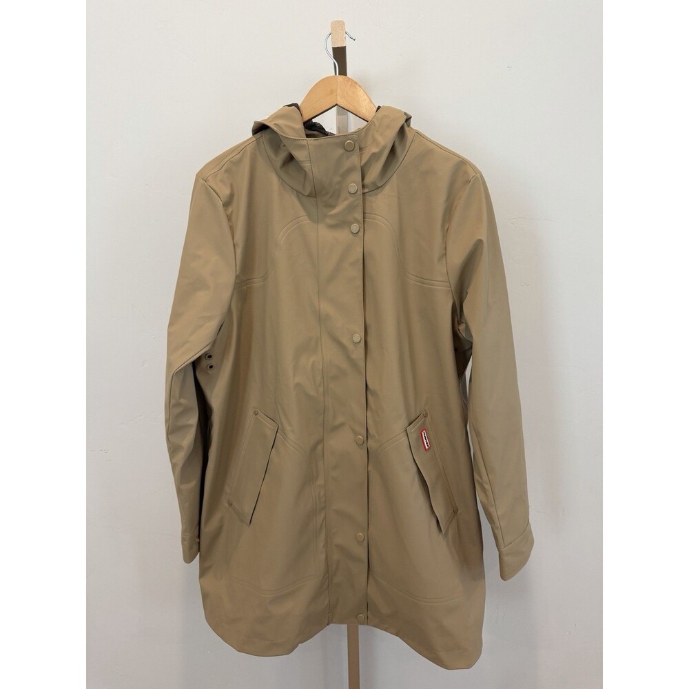 NWT Hunter Acacia Rain Jacket Women’s Size XL British Tan Hooded Pockets *FLAW
